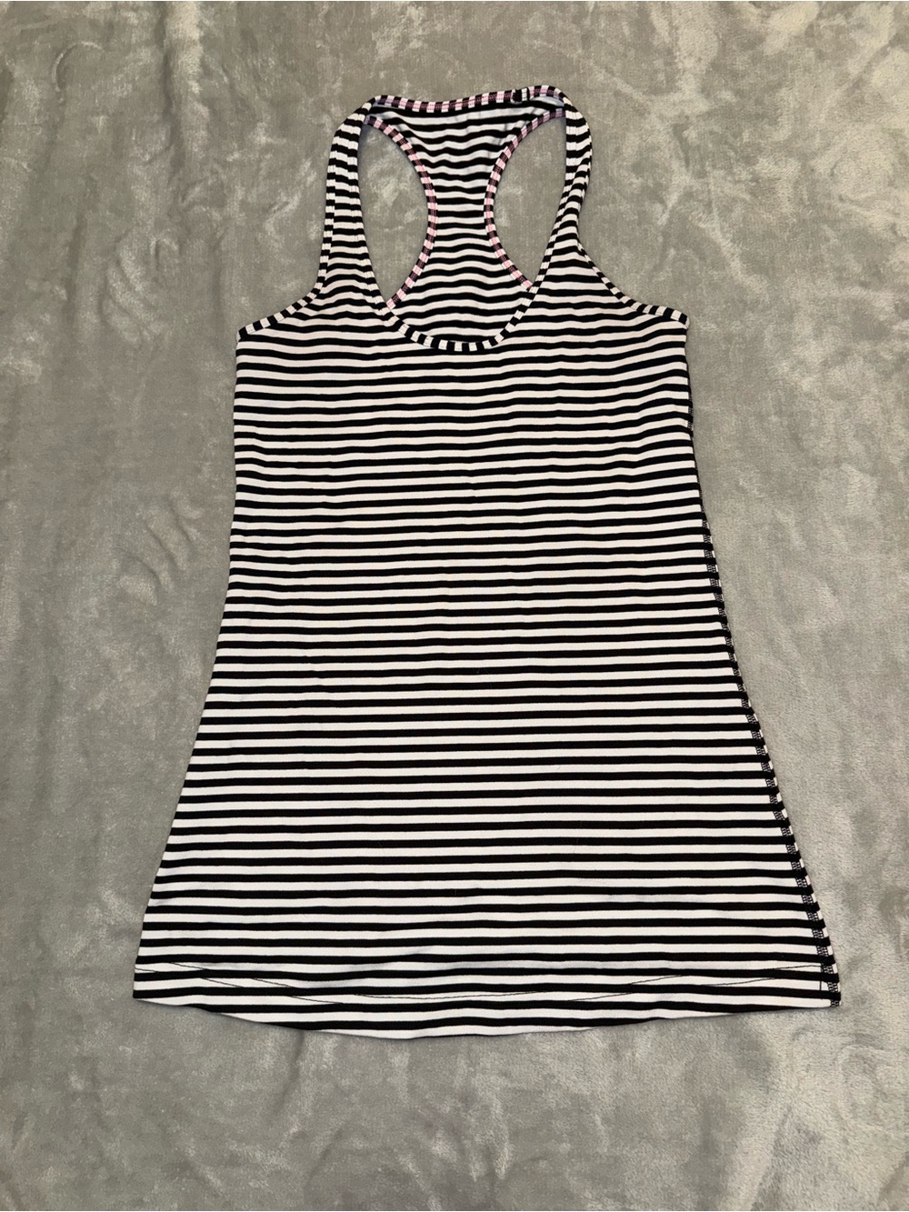 Lululemon Size 6 Cool Racerback Tank
